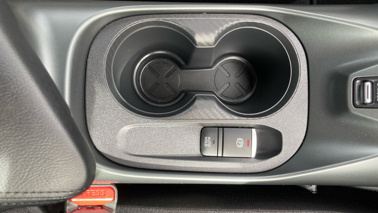 Nissan Juke 1.0 DiG-T N-Connecta 5dr Petrol Hatchback